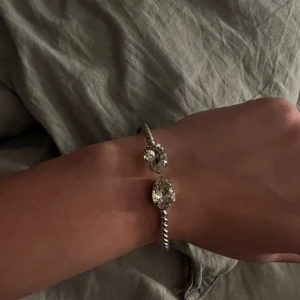 Caroline Svedbom - Caroline svedbom armband  Ord 795kr