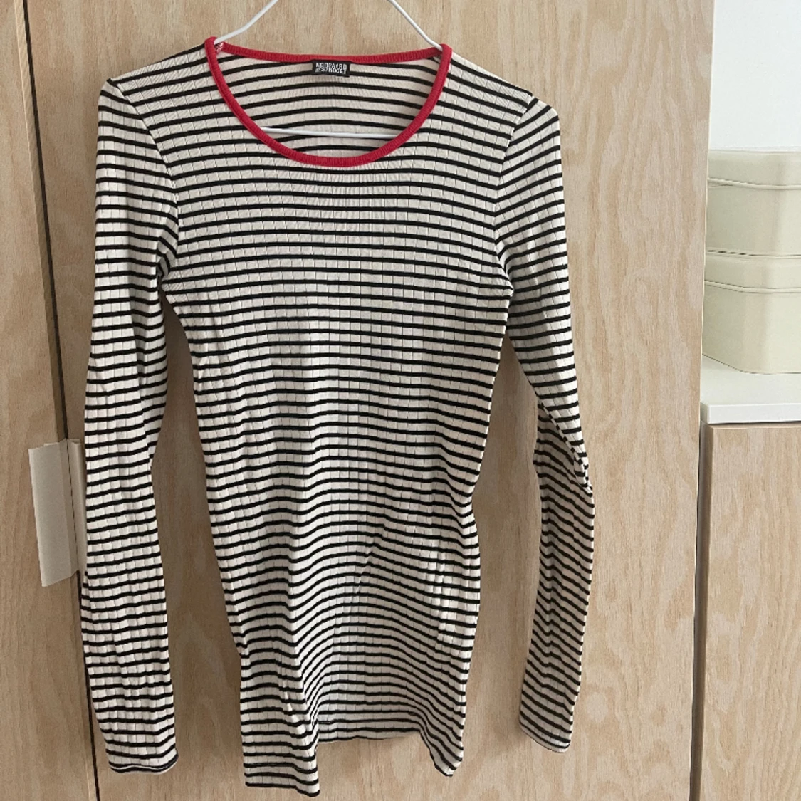 Mads Norgaard randig tröja