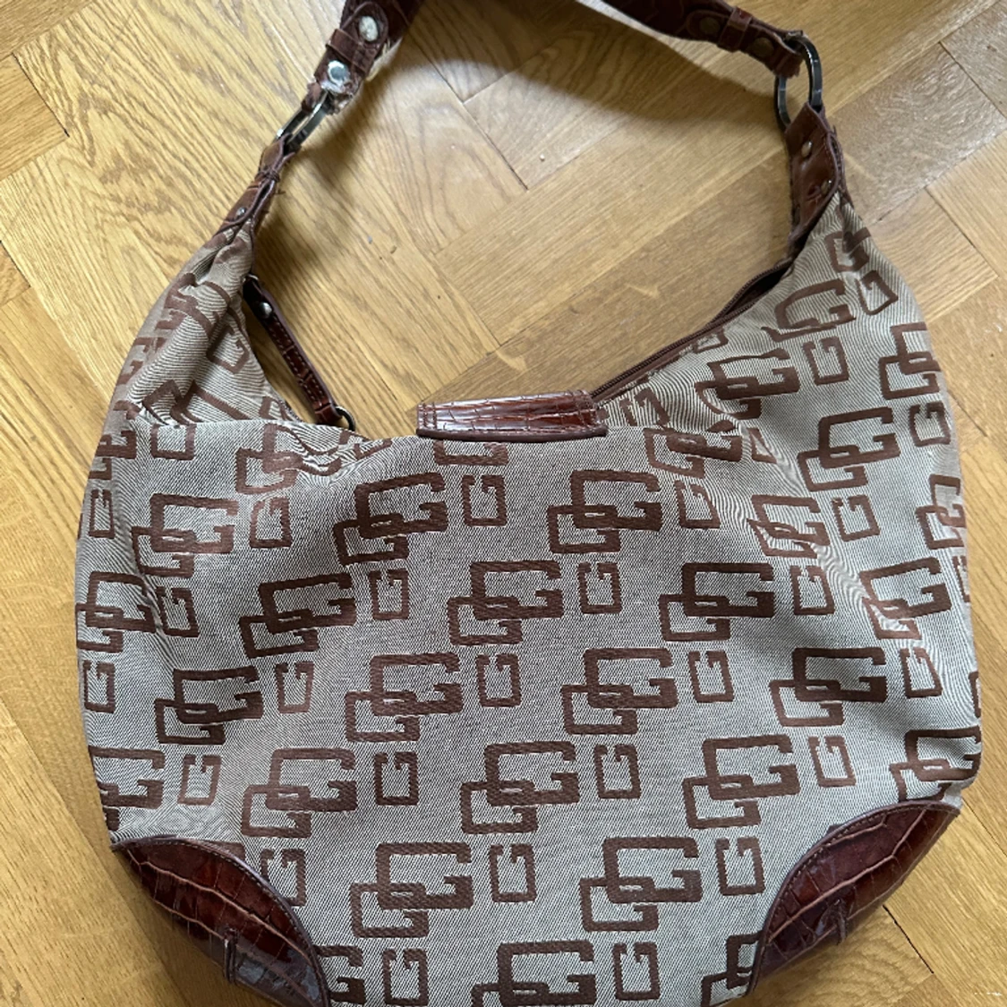 Vintage guess väska - 91