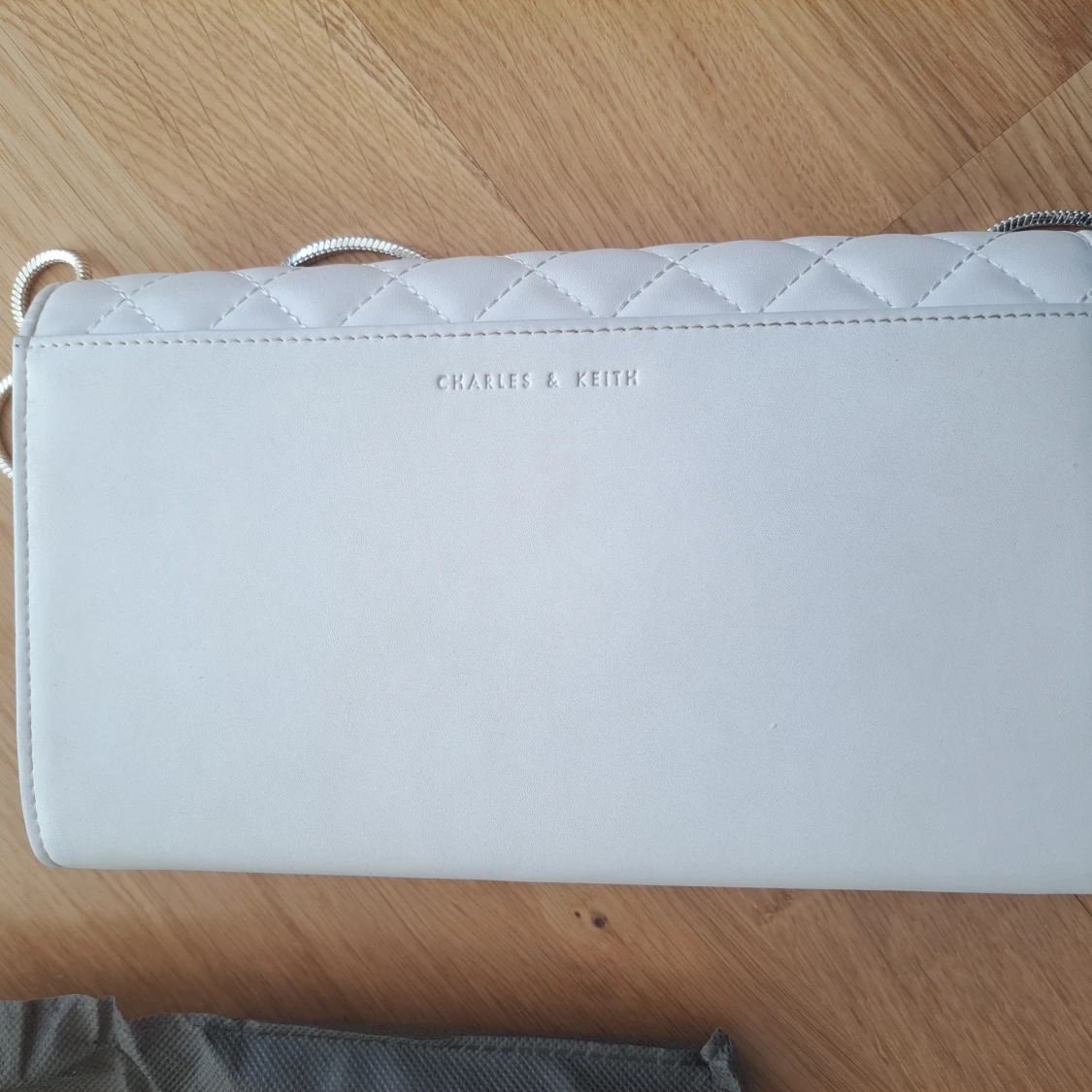 Charles & Keith väska  - 92