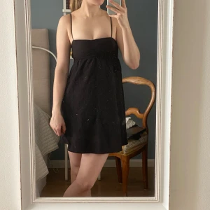 Klänning  - Kortklänning från HM storlek XXS. 