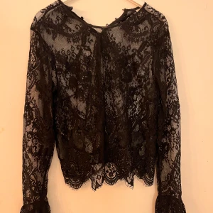 Spets topp - Spets topp från hm,  storlek S❣️