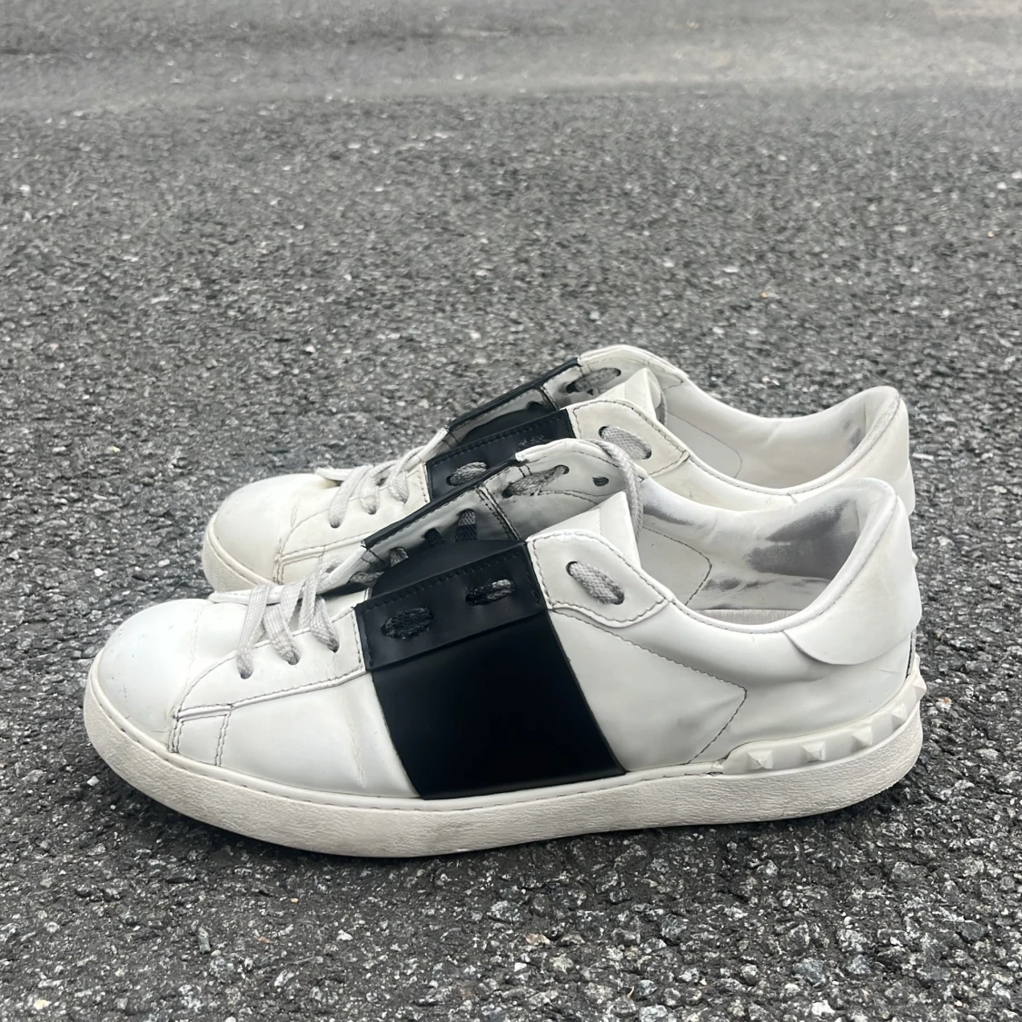 Valentino opens  - 90