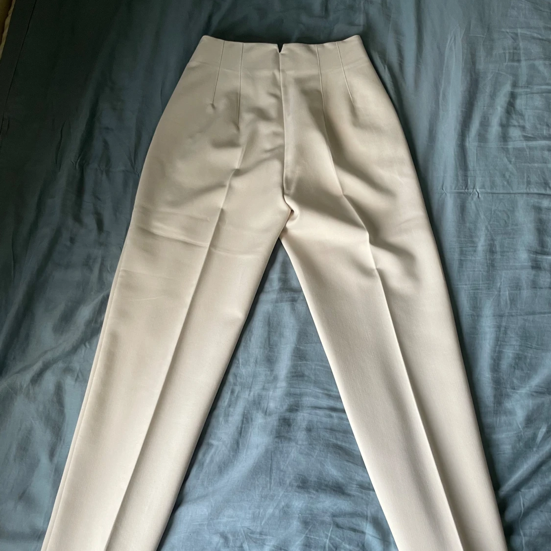 Zara - byxa med hög midja  - 91