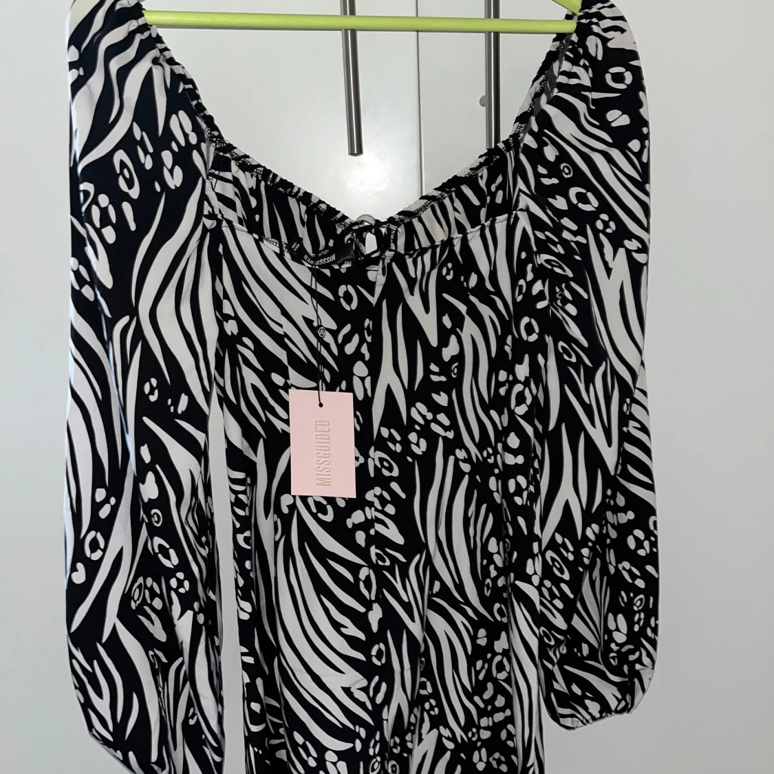 Supersmikrande zebra-klänning - 25