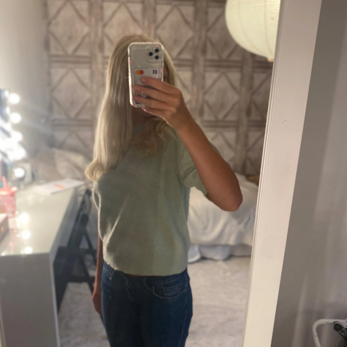 Grön stickad tröja 