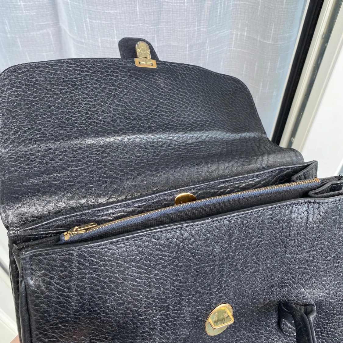 Svart handväska - 1