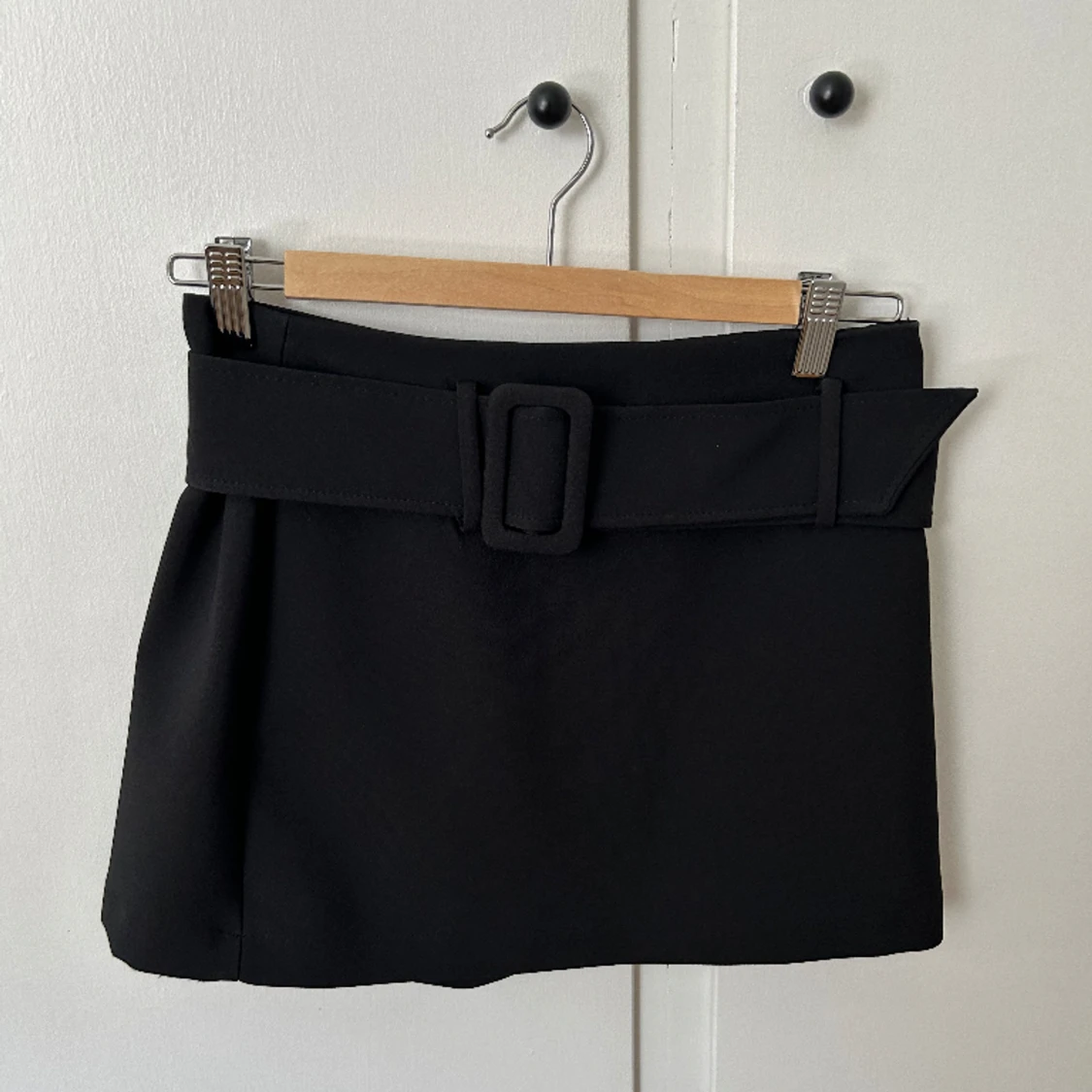 Kjol/shorts från Zara, oanvända