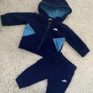 Nike set - Storlek 74-80 