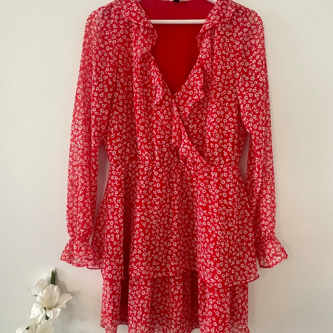 Blommig miniklänning