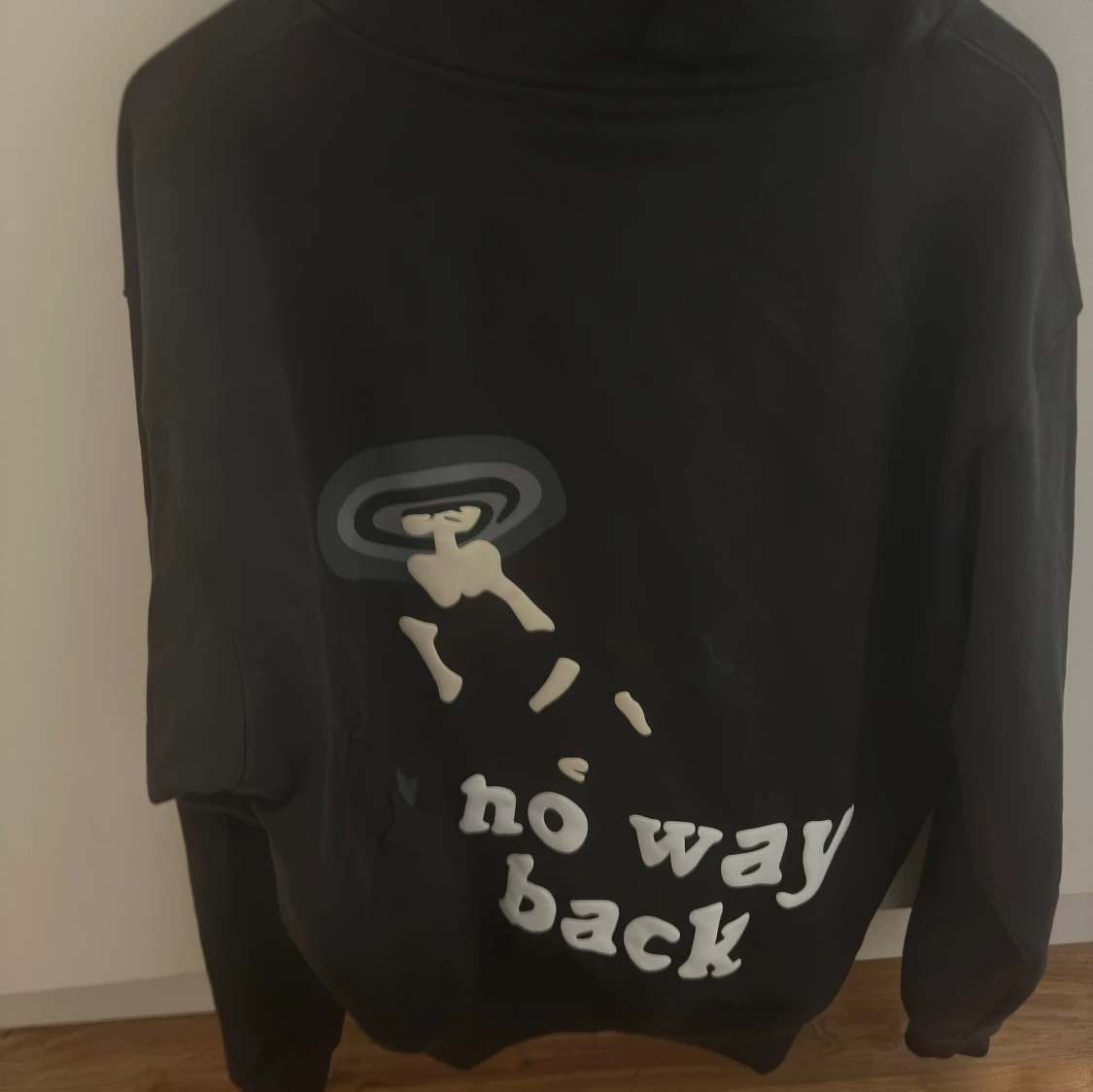 Broken planet hoodie strlk M - 90