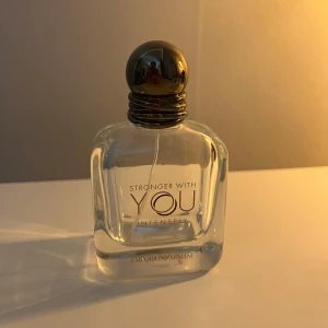 Tom SWY Intensely Flaska - Tom Stronger With you