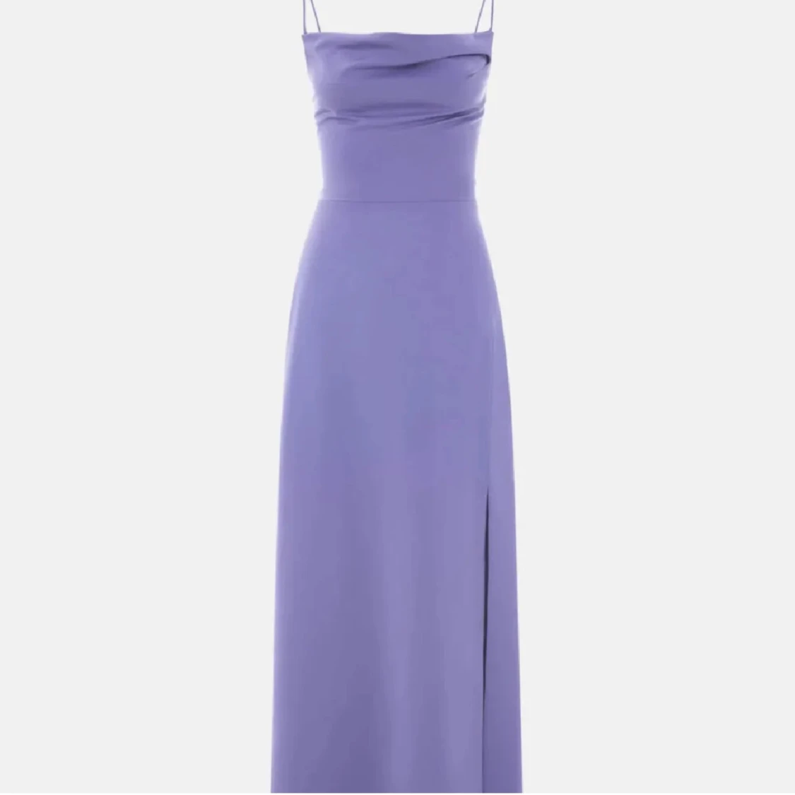 Ljuslila klänning  - 92