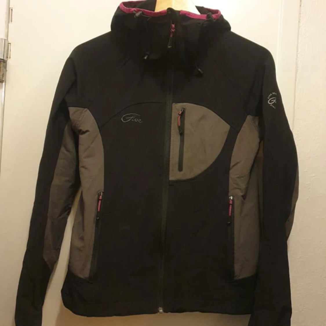 Softshell jacka storlek s