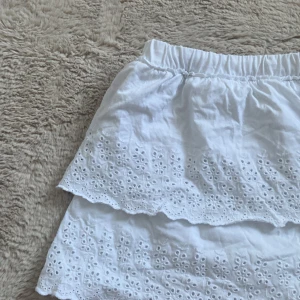 Zara kjol - Jättefin kjol från Zaras barnavdelning. Perfekt till sommarn och knappt använd❤️❤️