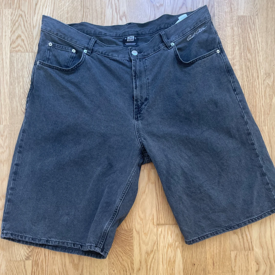 Sweet-skateboards jorts