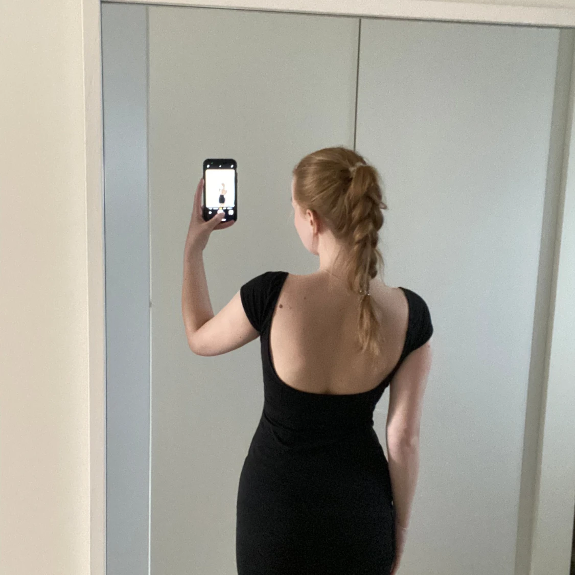 Svart miniklänning - 91