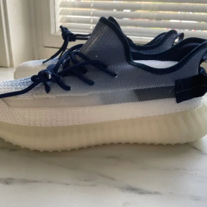 Helt nya fritids skor träning stl 44 - Helt nya fritids skor träning stl 44