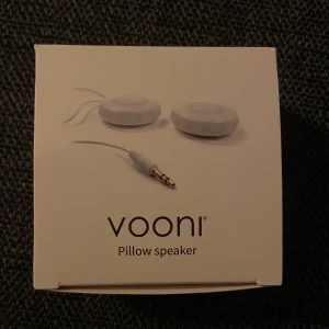 Kudd högtalare - Vooni pillow speaker. En högtalare att lägga under kudden, för att inte störa den som sover brevid. Helt ny