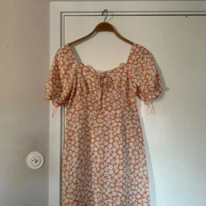 Söt sommarklänning  - Bra skick!