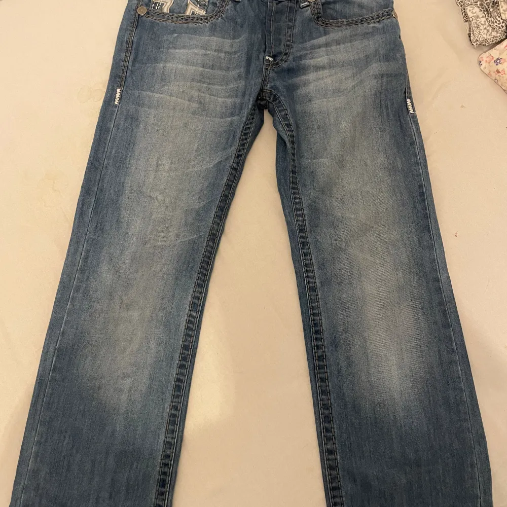 True religion jeans i storlek 33 från usa. fat Stitch straight och baggy  . Jeans & Byxor.