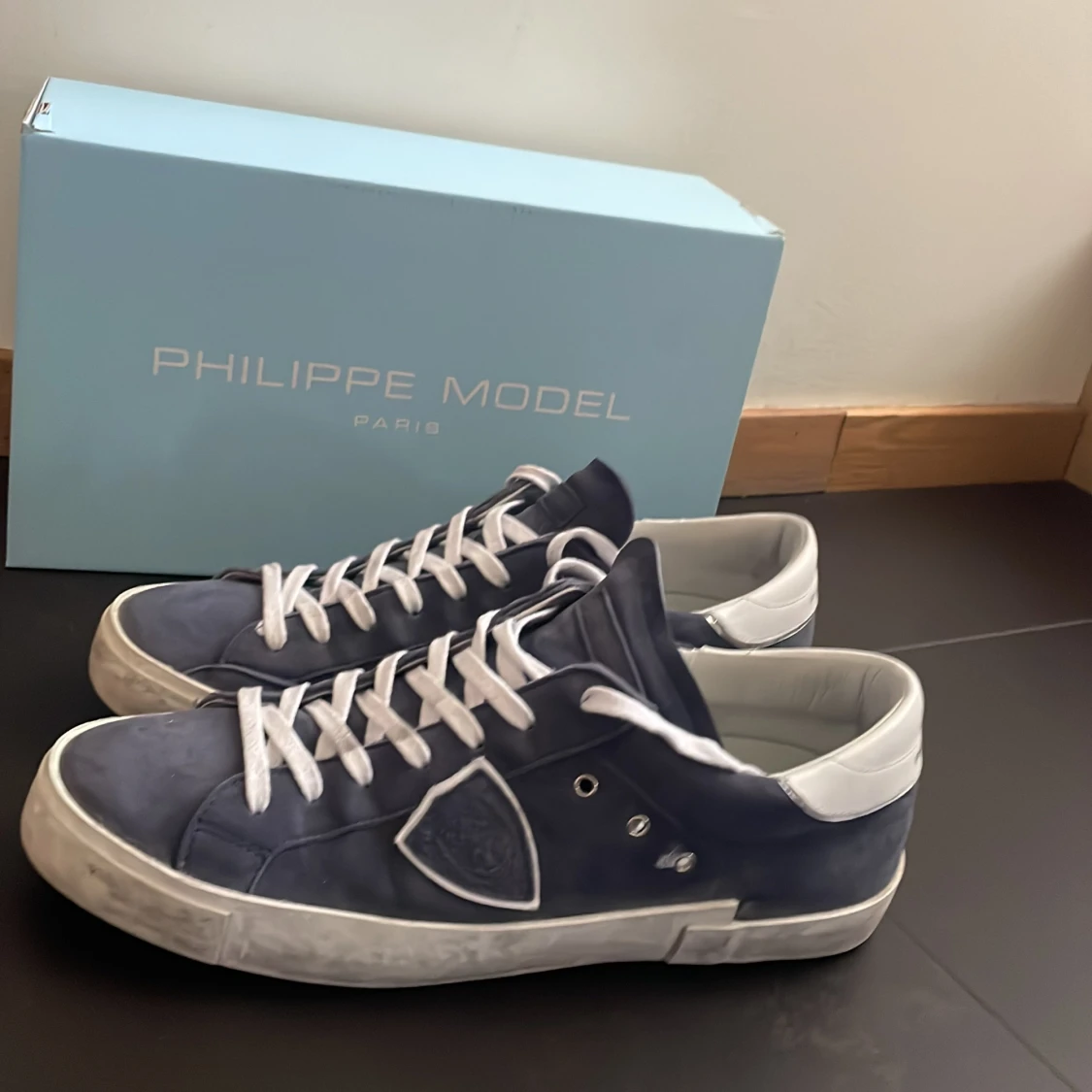 Philippe model mörkblå - 90