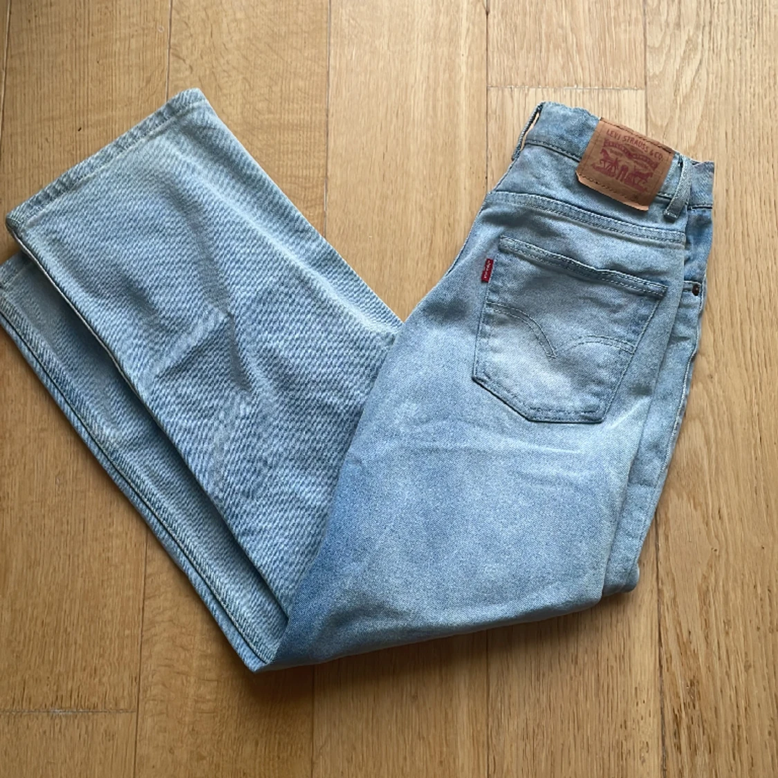 Levi strauss ljus blå jeans