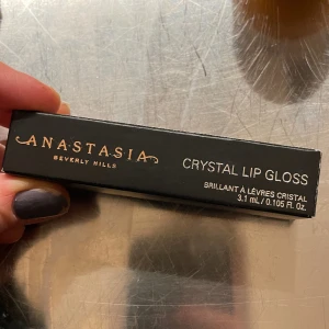 Anastasia crystal lip gloss - Anastasia crystal lip gloss. Oöppnad 🤍