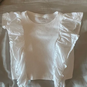 fin blus från zara  - fin blus från zara använd max 2 gånger 