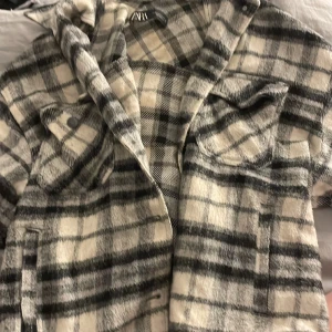 Jacka - Jacka från zara. Strl xl