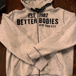 Better Bodies graphic hoodie - Använd ett fåtal gånger, mycket bra skick. 