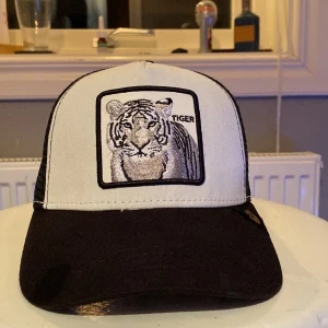 Goorin Bros  - Säljer min Goorin Bros kepa då jag aldrig riktigt använt den Max 2 gånger, riktigt bra skick 9,5/10. Nypris cirka 350:- mitt pris 100:-