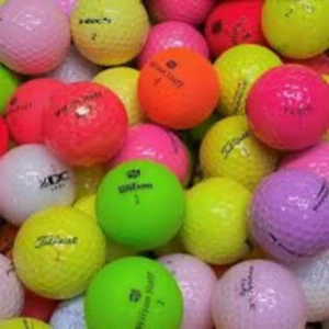 5 färgade golfbollar (blandad klass) 55kr - Begagnade bollar i toppskick.