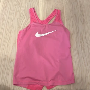 Träningslinne - Träningströja i strl M