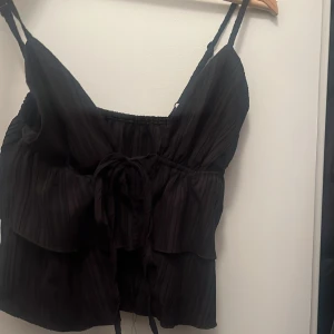 Fin topp - Fin tröja som aldrig har kommit till användning då den ej passar🩷