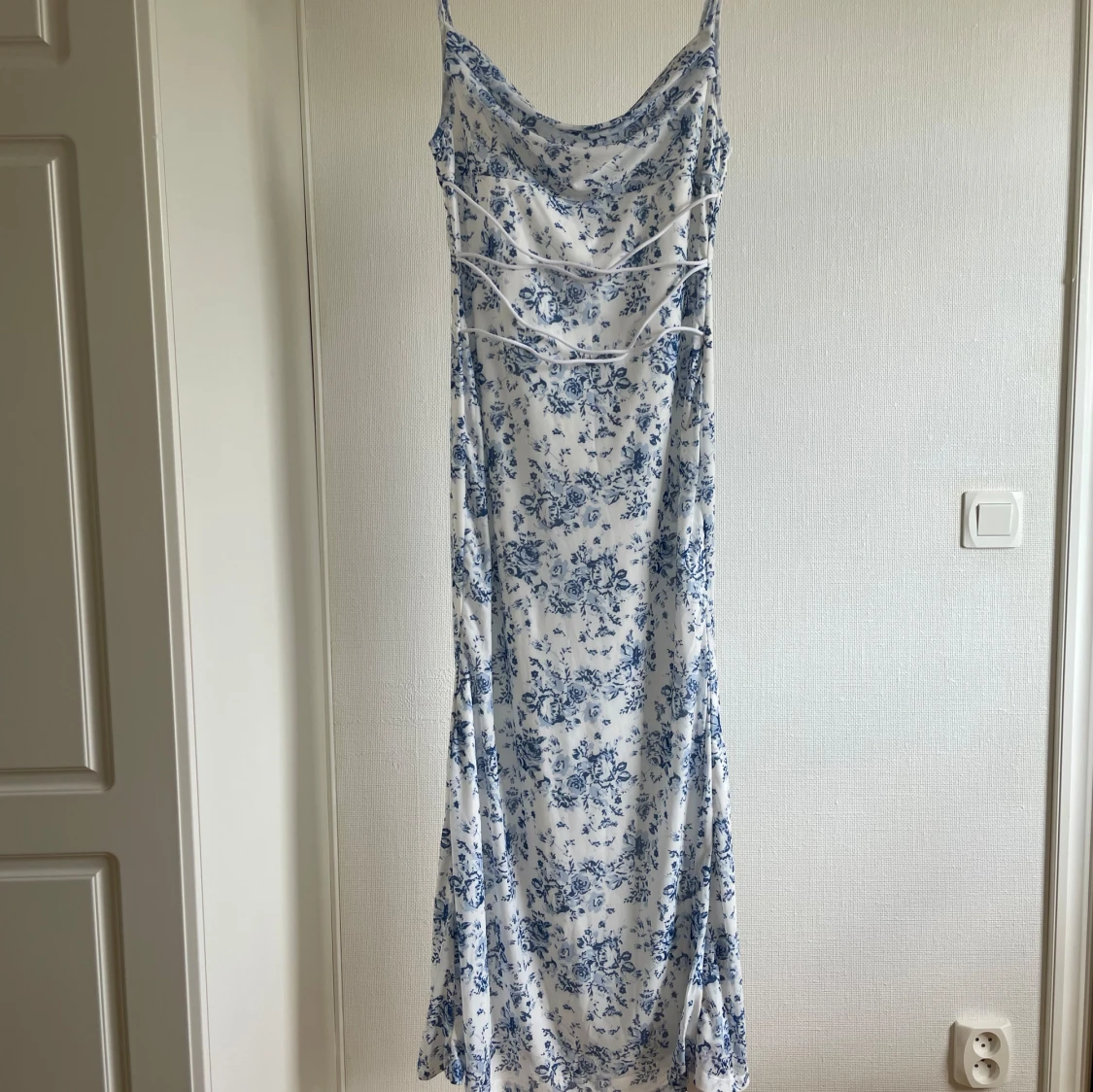 Blå klänning 40 - 90