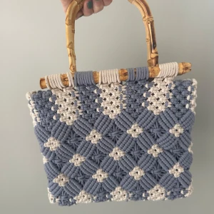 Perfect crochet summer bag - Cute crochet summer bag with wooden handle, perfect as a handbag or for the beach  Barely used