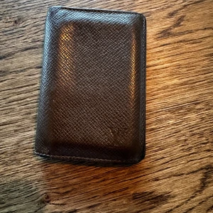 LOUIS VUITTON plånbok  - Mycket fin plånbok från LOUIS VUITTON 