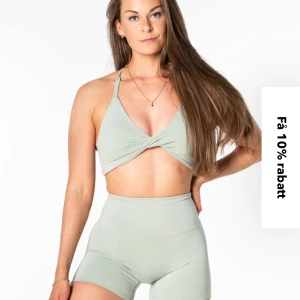 Relode sport bh - Helt ny! Säljer då det var fel sorlek för mig.