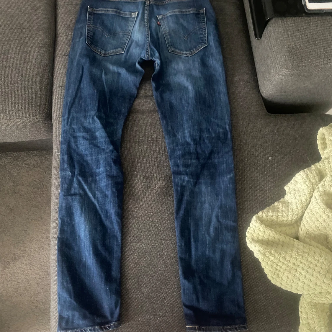 Blåa Levis jeans - 90