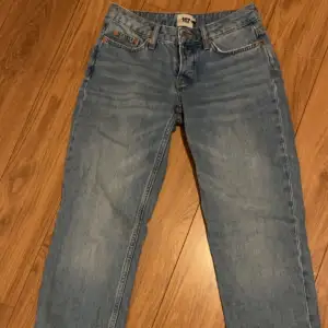 Säljer mina jeans från lager 157 i modellen ”Icon”😊💗 Storlek Xs❤️