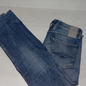 Replay jeans - Replay jeans, strlk 32/32. Skriv vid funderingar☺️