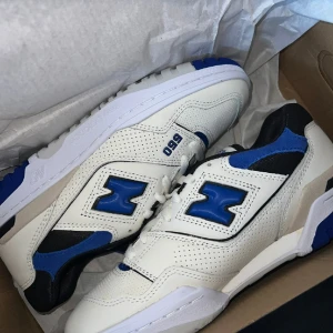 New Balance skor - New Balance sneakers aldrig använda i kartong