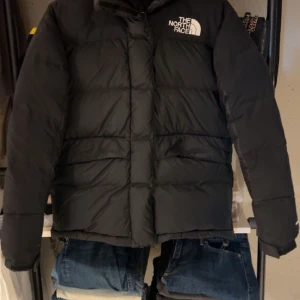 North Face Jacka  - Säljer en North Face dunjacka storlek S