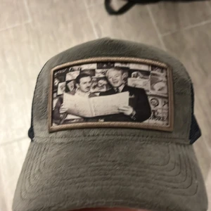 Maggiore keps  - Säljer min maggiore keps då den är i väldigt bra skick använda endast en gång. Dust bag och låda tillkommer köp.  Ordinarie pris 799kr Mitt pris 650 