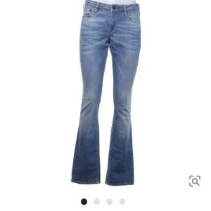 superfina bootcut jeans