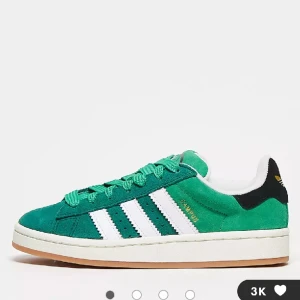 Adidas Campus  - Säljer mina adidas campus då dom inte kommer til andvändning längre de har max använts 3 gånger, tryck ej köp nu. Pris kan diskuteras