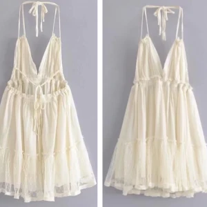 Vit klänning  - Kan skicka fler bilder vid förfrågan 