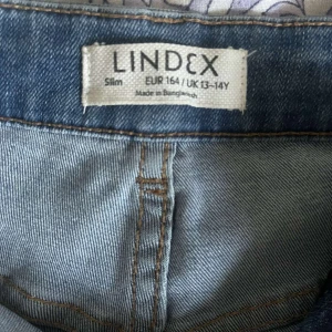 Jeans  - stolek 164, längd 90, bra skick och välanvänd 