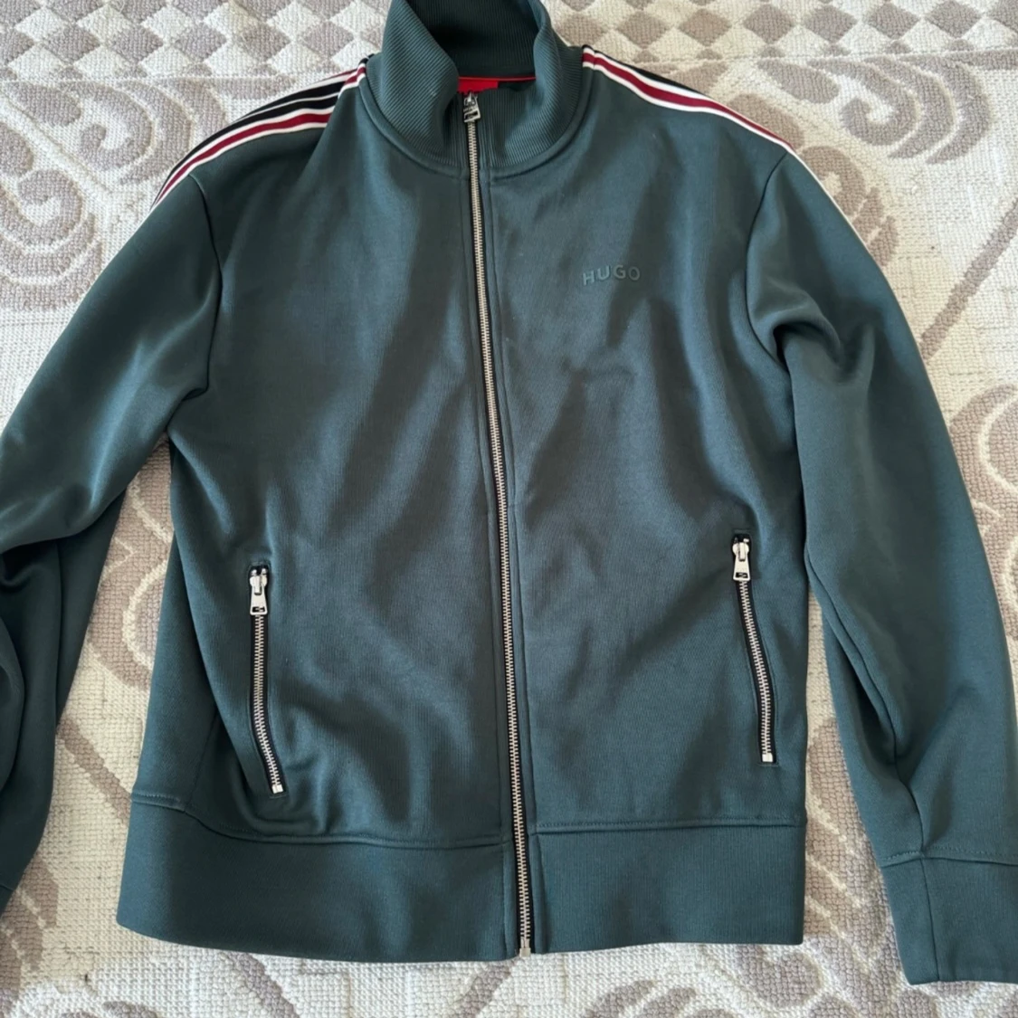 Hugo boss tröja  - 91